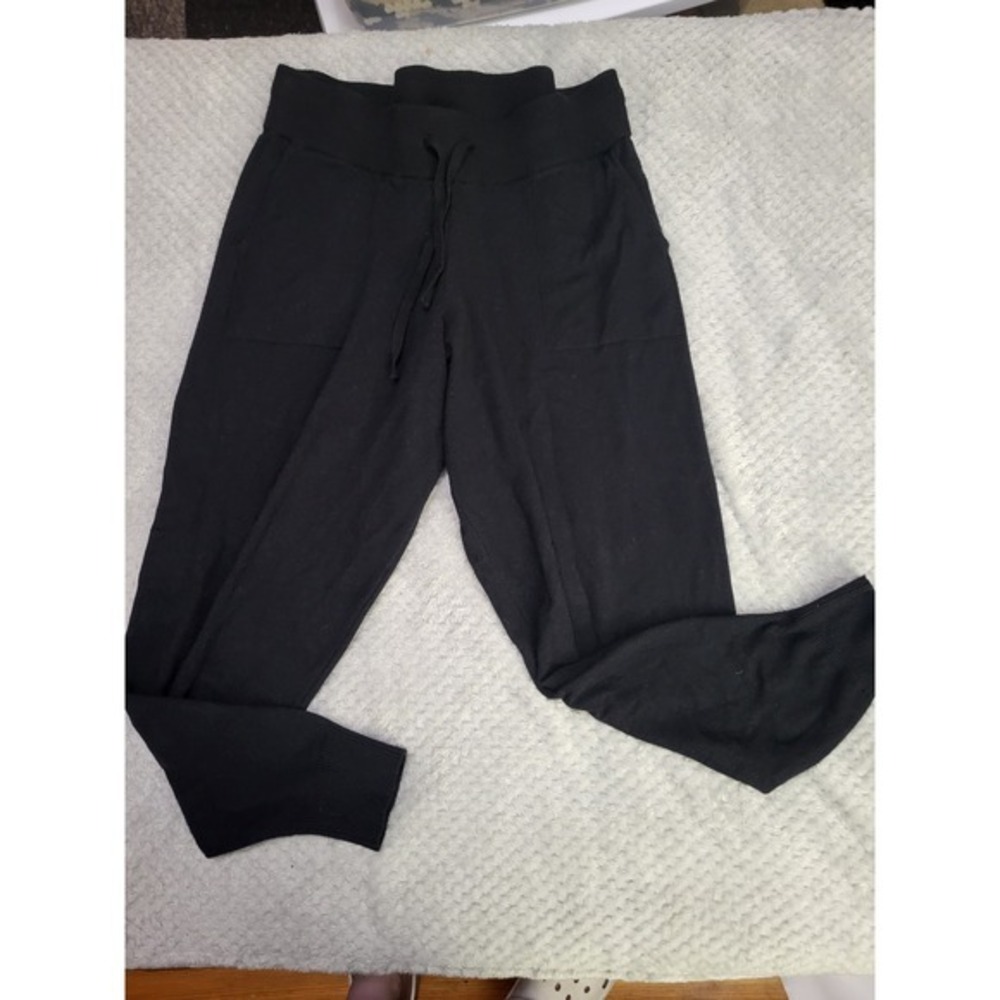 Olive & Vine black joggers size large